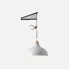 Cloche blanche, bras noir