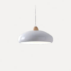 Soucoupe blanche, bras blanc