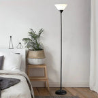 Lampadaire vasque minimaliste, avec ou sans liseuse – Guéthary, vue d’ambiance