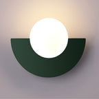 Applique demi-lune colorée et globe opalin – Hendaye, finition 20 × 16 cm / Vert