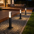 Petite borne de jardin carrée, tête lumineuse, 30 cm – Moliets, vue d’ambiance