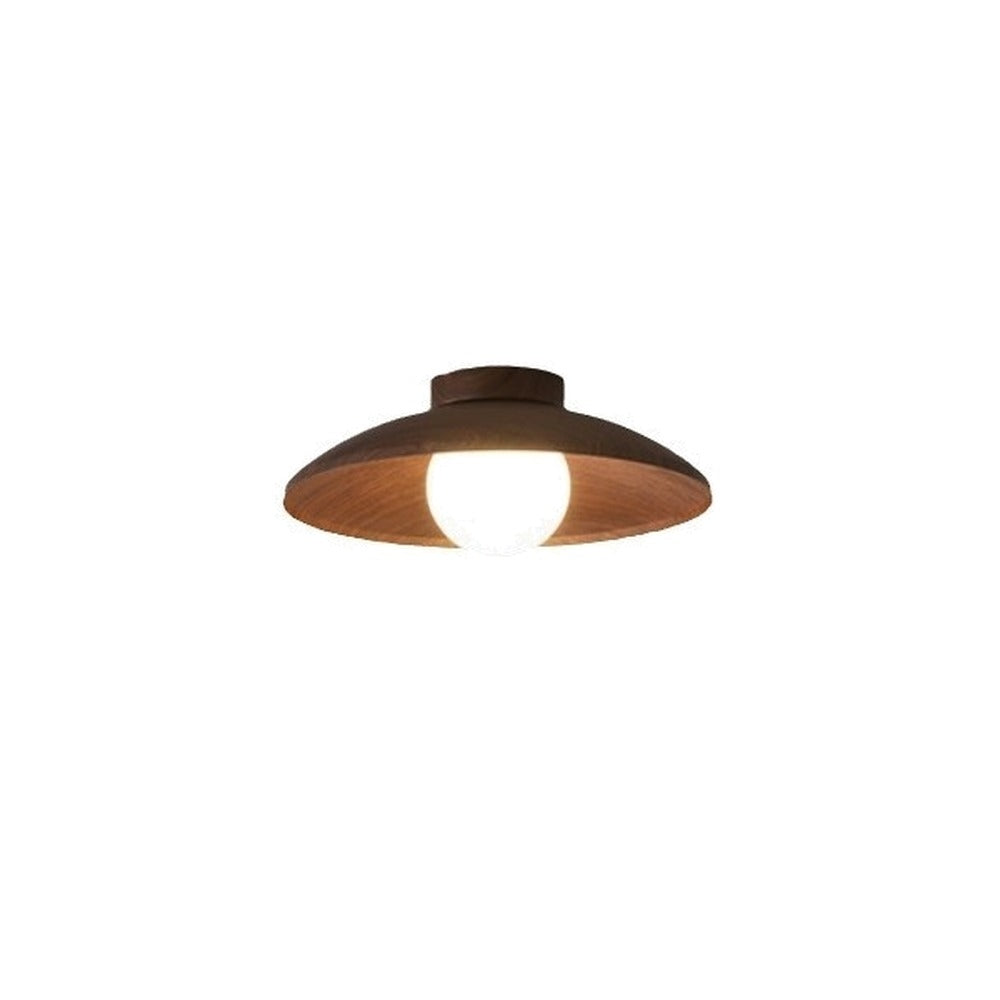 Plafonnier coupelle effet noyer et globe opalin – Rustrel, sur fond blanc