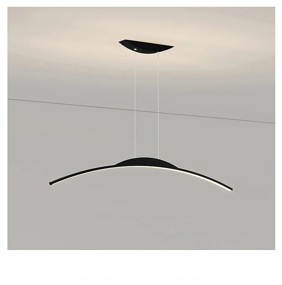 Lustre arc de lumière LED, 100 ou 120 cm, télécommande – Tanlay, sur fond blanc