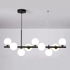 Noir, verre opalin